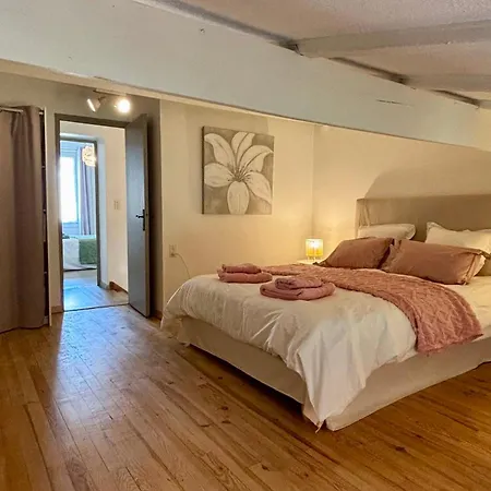 Maison Sarah Semesterbostad *