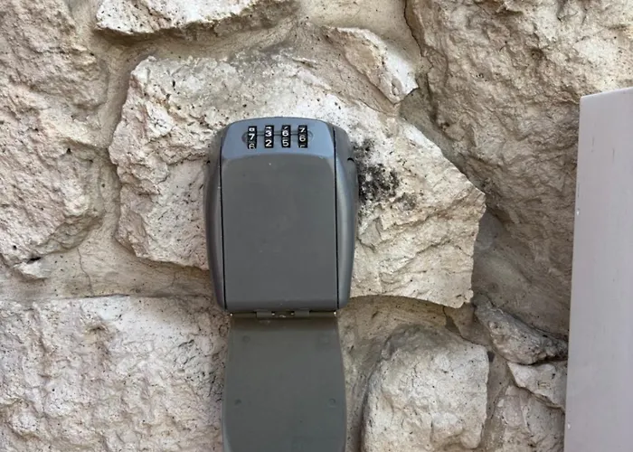 Maison Sarah Nyaraló Barbaste